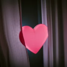 커튼-뒤에서-은은하게-빛나는-귀여운-3D-심장-아이콘.-신비로운-분위기.