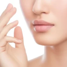 Glowing-face-with-soft-light-representing-inner-balance-and-skin-vitality.